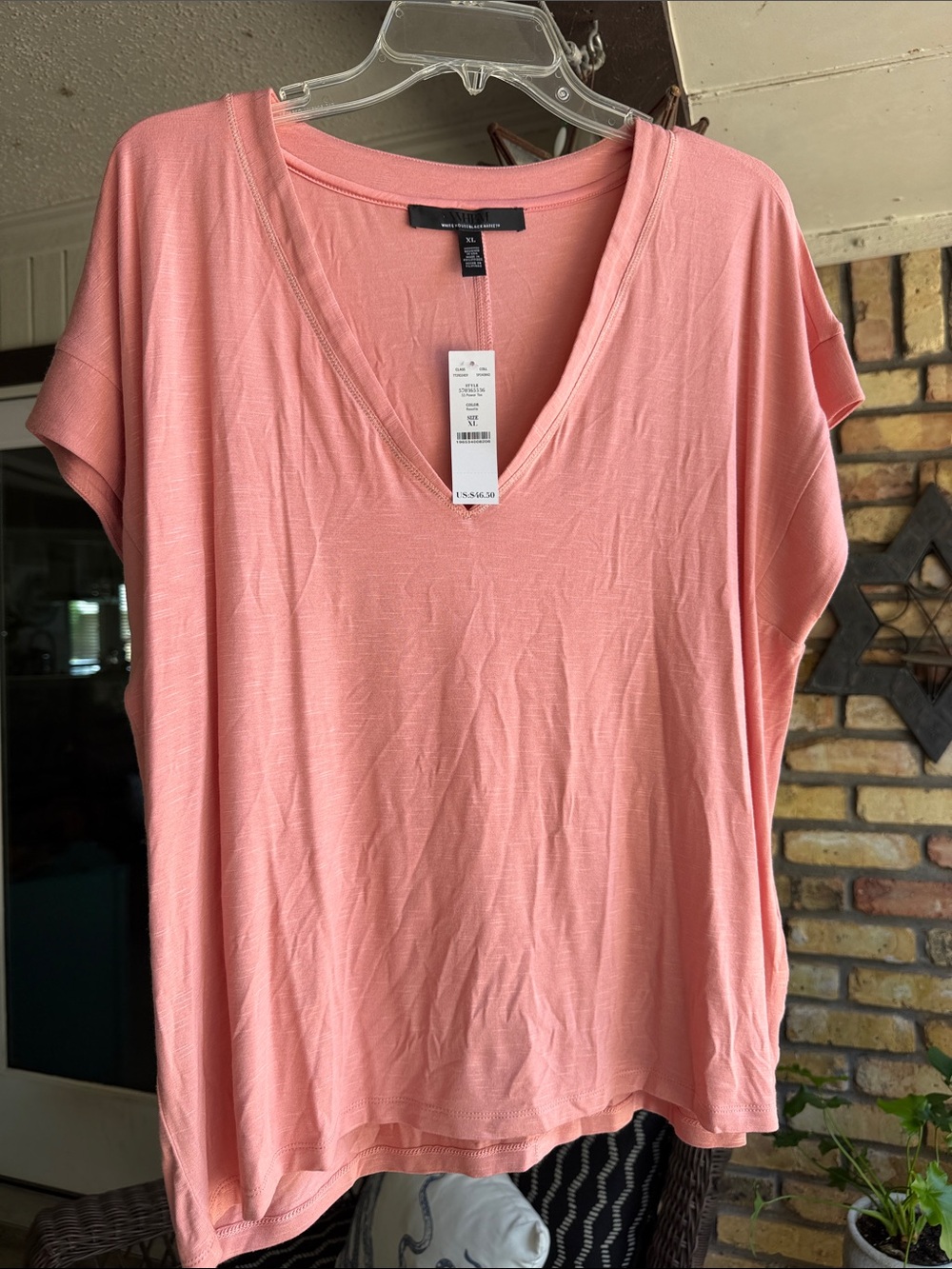 White House Black Market Pink V-Neck Short Sleeve Top